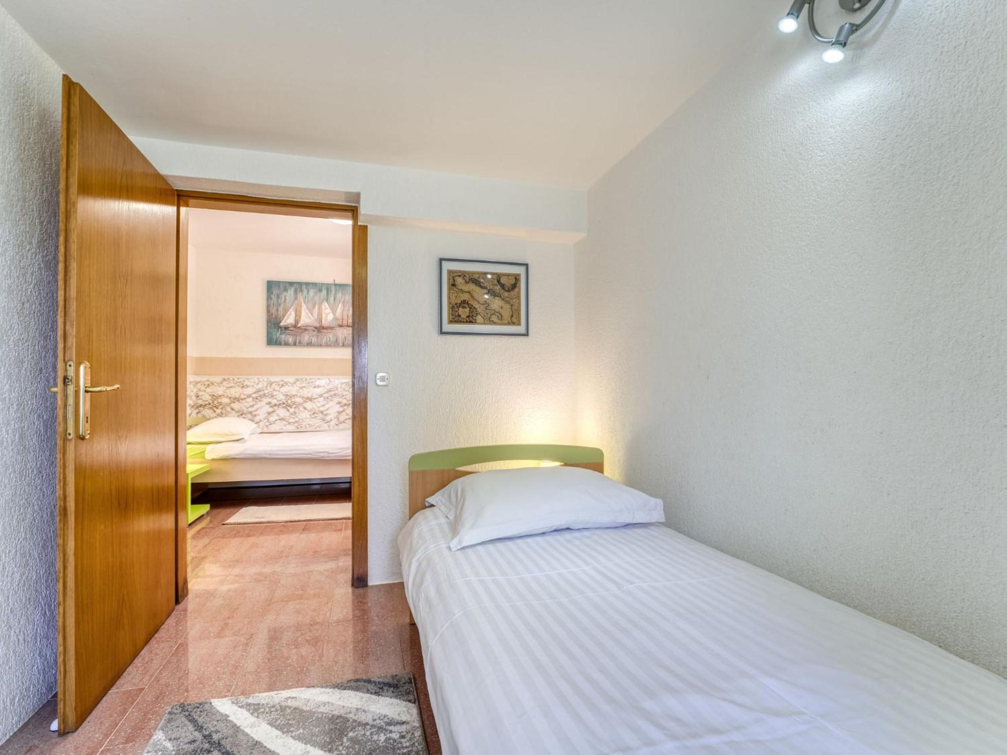 Apartment Albaneze Njivice Exterior foto